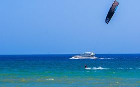 1.012 Apartamentos Aguila. Cercano A La Playa Y Al Centro De Benalmadena. Excelente Ubicacion.